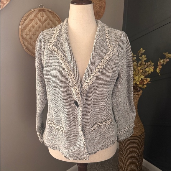 Chico's Jackets & Blazers - Chico's Chic Black and White Textured Blazer frayed neutral casual